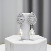 CUBIC ZIRCONIA COLLECTION - STARLET VINTAGE EARRINGS - CZER764 SILVER
