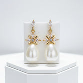 CUBIC ZIRCONIA COLLECTION - PEARL SPARKLE EARRINGS - CZER776 GOLD