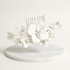 ATHENA COLLECTION - CHIC FLORAL HAIR COMB - HC291 SILVER
