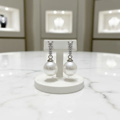 CUBIC ZIRCONIA COLLECTION - DAINTY PEARL DROP EARRINGS - CZER780 SILVER