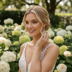 CUBIC ZIRCONIA COLLECTION - CRYSTAL DROP EARRINGS - CZER796 SILVER