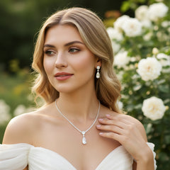 CUBIC ZIRCONIA COLLECTION - DAINTY STARLET GEM NECKLACE SET - CZNK244 SILVER