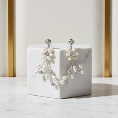 ATHENA COLLECTION - DAINTY FRESHWATER PEARL EARRINGS - CZER639