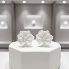 ATHENA COLLECTION - LUSH FLORAL EARRINGS - CZER644