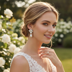 CUBIC ZIRCONIA COLLECTION - VINTAGE FLOWER EARRINGS - CZER803 GOLD
