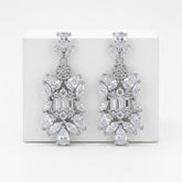 CUBIC ZIRCONIA COLLECTION - CRYSTAL TREASURE EARRINGS - CZER813SILVER