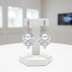 CUBIC ZIRCONIA COLLECTION - VINTAGE ALLUE EARRINGS - CZER818 SILVER