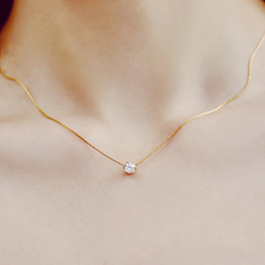 CUBIC ZIRCONIA COLLECTION - SIMULATED DIAMOND NECKLACE - GOLD (SSNK262)