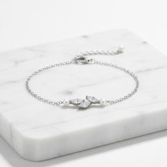 CUBIC ZIRCONIA COLLECTION - PEARL HEIRESS BRACELET -BR163 SILVER