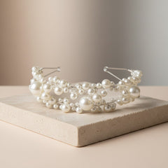 ATHENA COLLECTION - EXQUISITE PEARL HEADBAND - SILVER AHB199