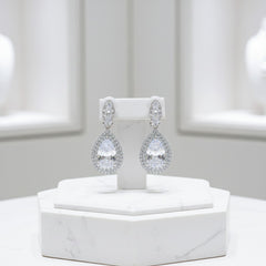 CUBIC ZIRCONIA COLLECTION - LUXE SPARKLE CLIP ON EARRINGS - CZER839 SILVER
