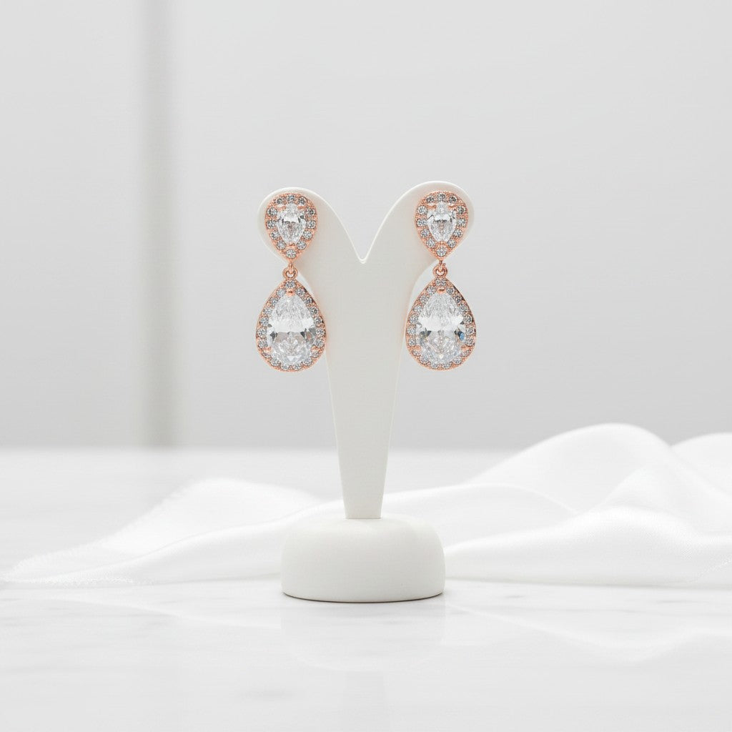 CUBIC ZIRCONIA COLLECTION - CHIC CRYSTAL EARRINGS - ROSE GOLD - CZER369