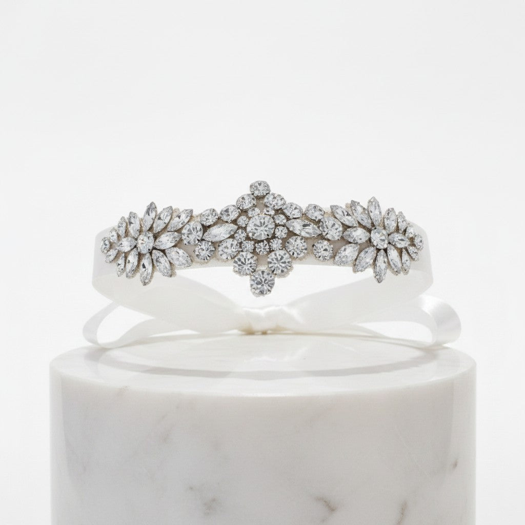 Exquisite Ribbon Headpiece -LH4