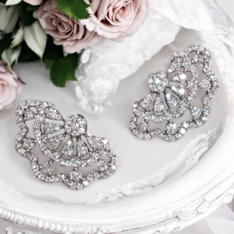 CUBIC ZIRCONIA COLLECTION - VINTAGE HEIRLOOM EARRINGS - CZER850 SILVER