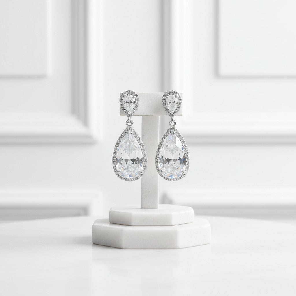 CUBIC ZIRCONIA COLLECTION - SPARKLING CRYSTAL DROP EARRINGS - CZER413