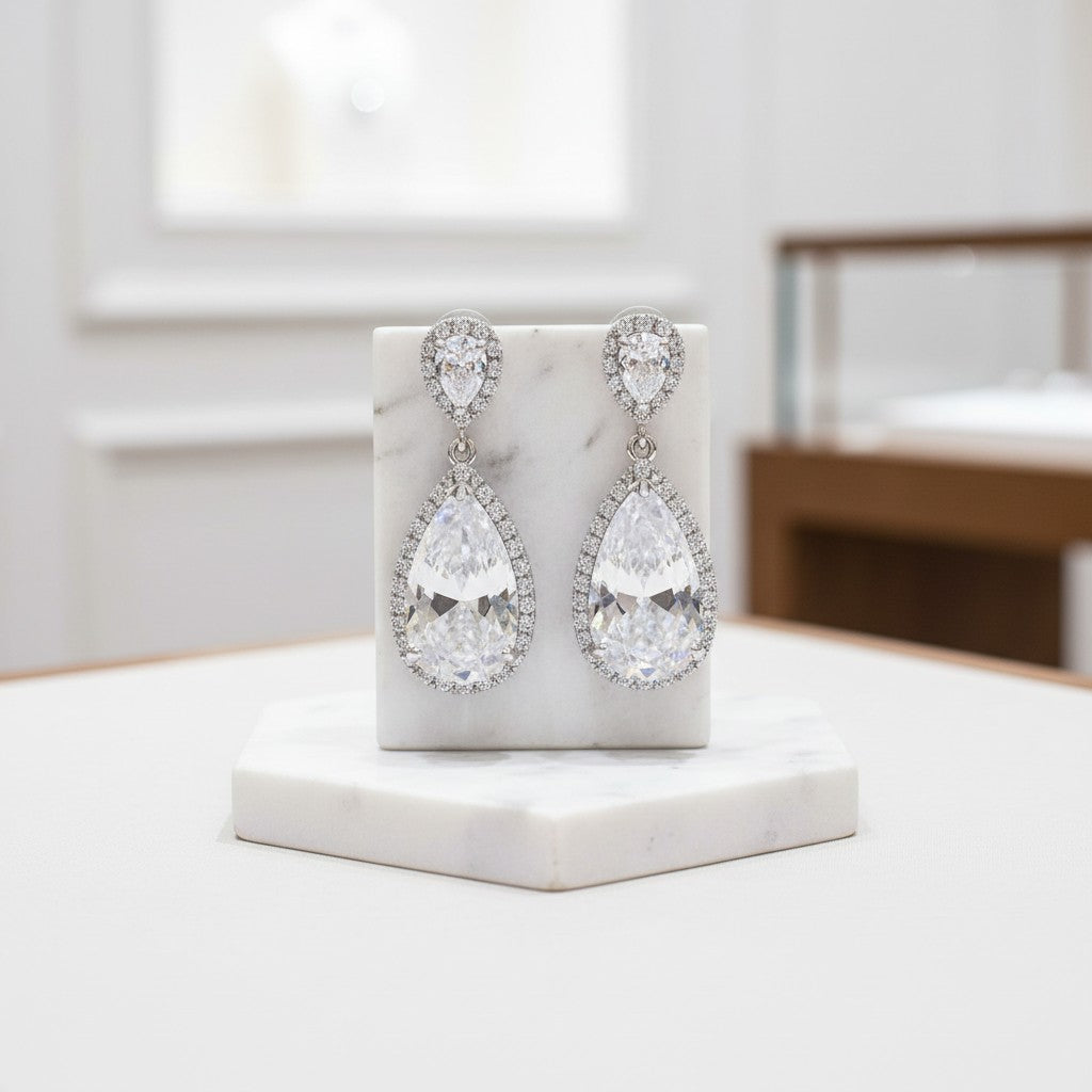 CUBIC ZIRCONIA COLLECTION - SPARKLING CRYSTAL DROP EARRINGS - CZER413