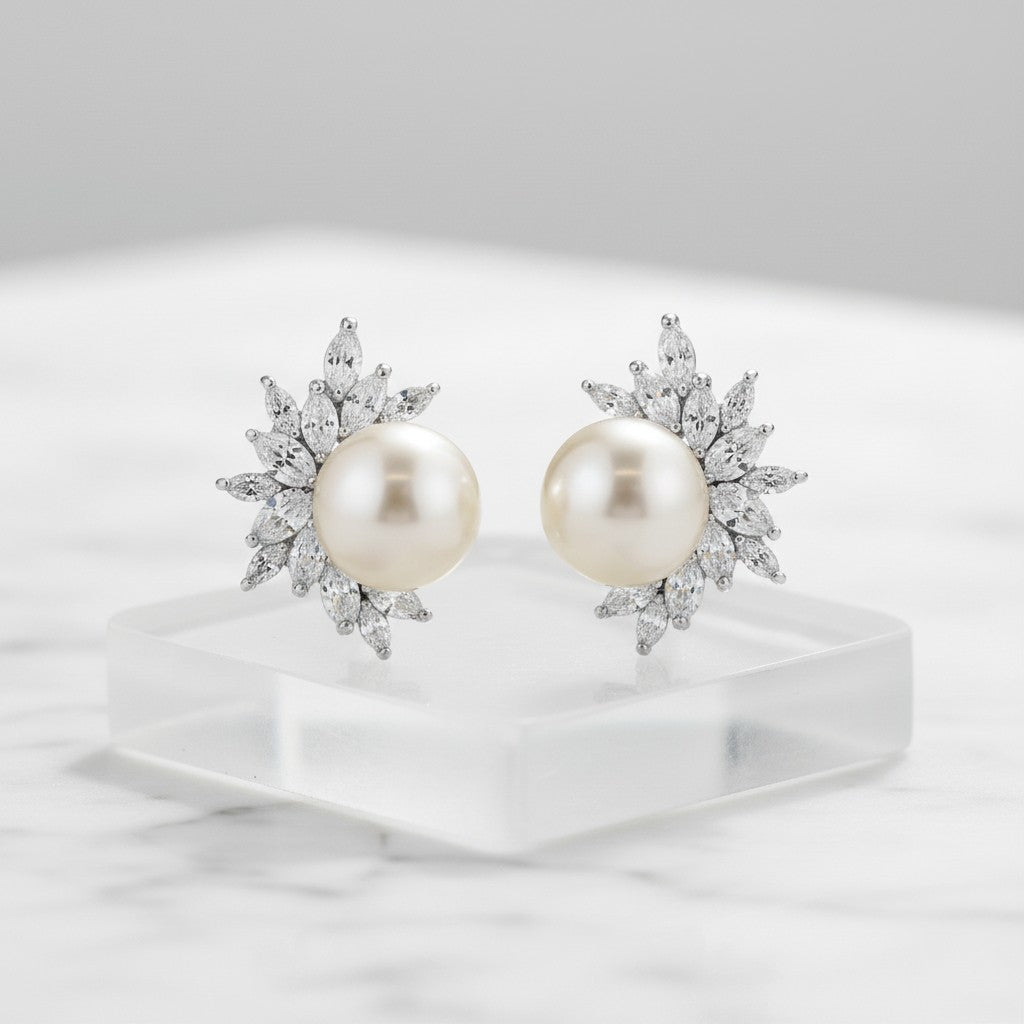CUBIC ZIRCONIA COLLECTION - DAZZLING PEARL EARRINGS - CZER428