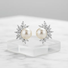 CUBIC ZIRCONIA COLLECTION - DAZZLING PEARL EARRINGS - CZER428