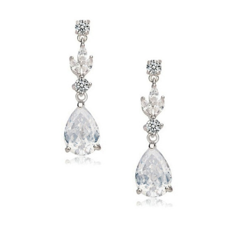 CUBIC ZIRCONIA COLLECTION - CRYSTAL SPARKLE EARRINGS - CZER431