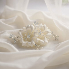 SASSB COLLECTION - FAYE VINTAGE ROSE HEADPIECE - SILVER