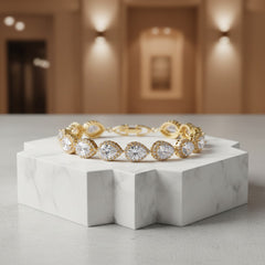 CUBIC ZIRCONIA COLLECTION - EXQUISITE CRYSTAL TREASURE BRACELET - CZBRA27 (GOLD)