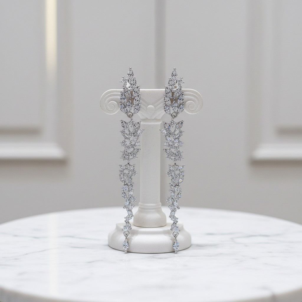 CUBIC ZIRCONIA COLLECTION - DAINTY STARLET CHANDELIER EARRINGS -SILVER (CZER437)