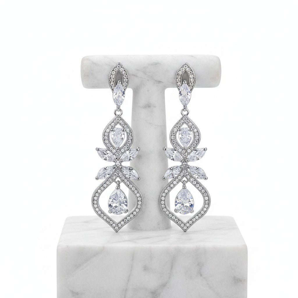 CUBIC ZIRCONIA COLLECTION - SIMPLY SPARKLE  - CZER449 SILVER