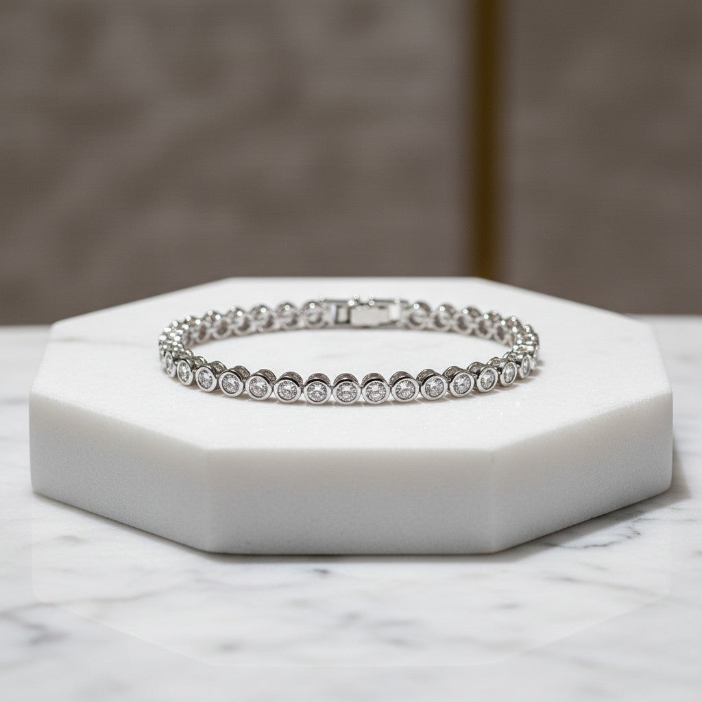 CUBIC ZIRCONIA COLLECTION - SHIMMERING CRYSTAL BRACELET - (CZBRA32) SILVER