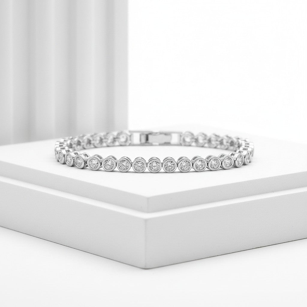 CUBIC ZIRCONIA COLLECTION - SHIMMERING CRYSTAL BRACELET - (CZBRA32) SILVER