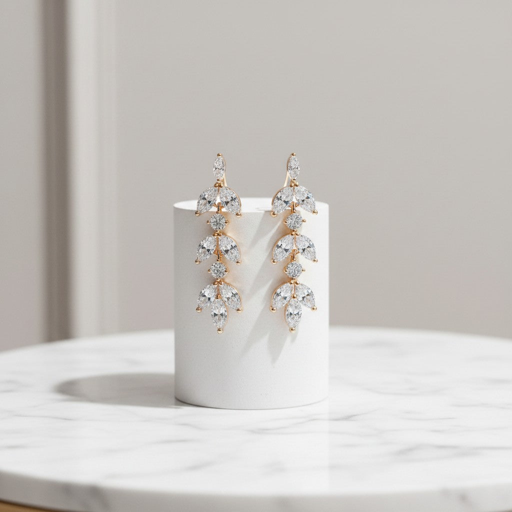 CUBIC ZIRCONIA COLLECTION - DAINTY DROP SPARKLE EARRINGS - CZER452 GOLD