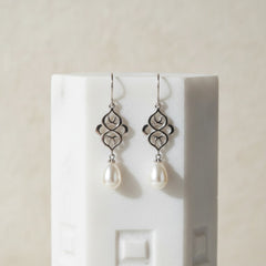 CELTIC KNOT BRIDAL EARRINGS - SILVER (CZER456)