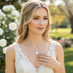 CUBIC ZIRCONIA COLLECTION - CRYSTAL TREASURE NECKLACE - CZNK82 - SILVER