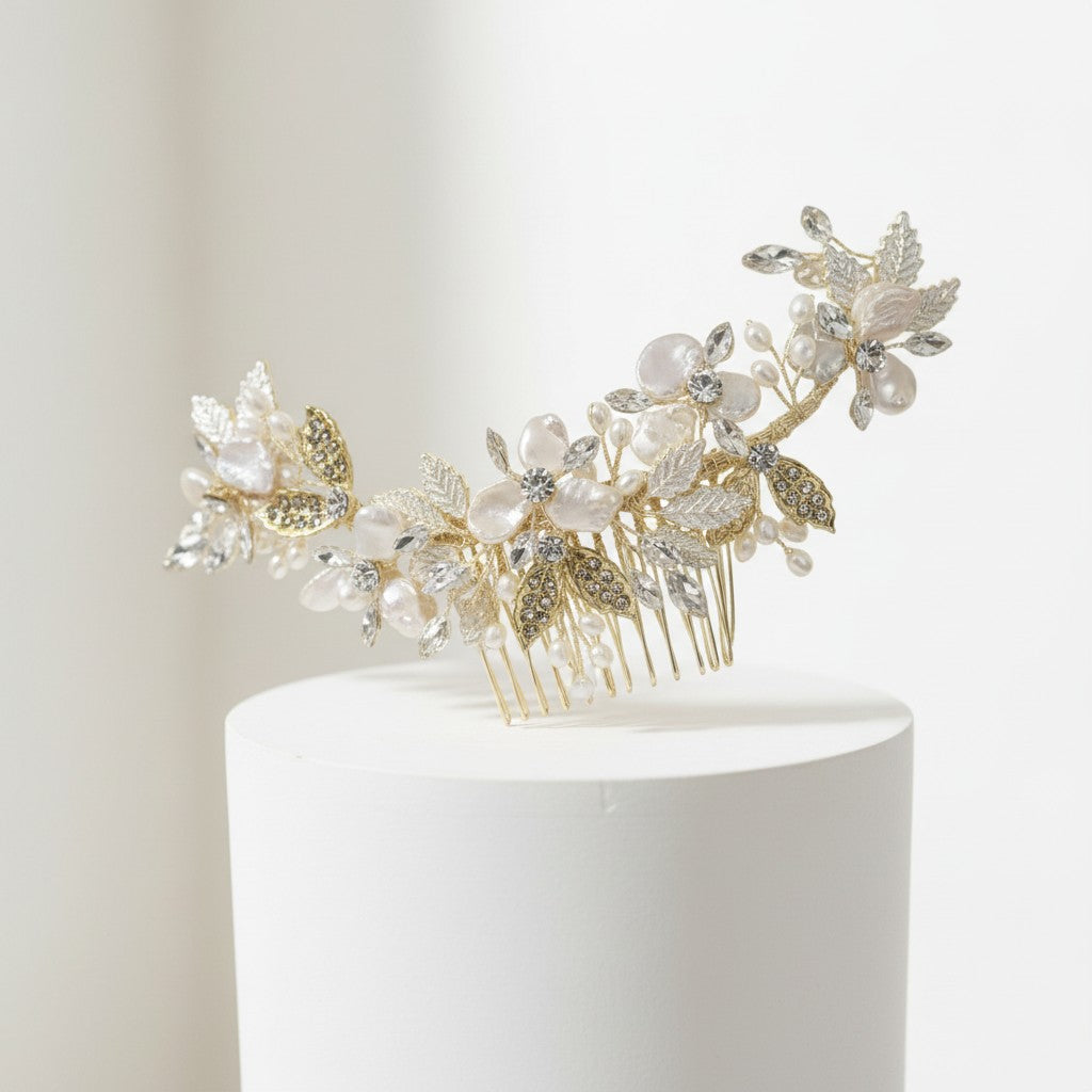 ATHENA COLLECTION - BEJEWELLED PEARL TREASURE COMB HC187 - GOLD