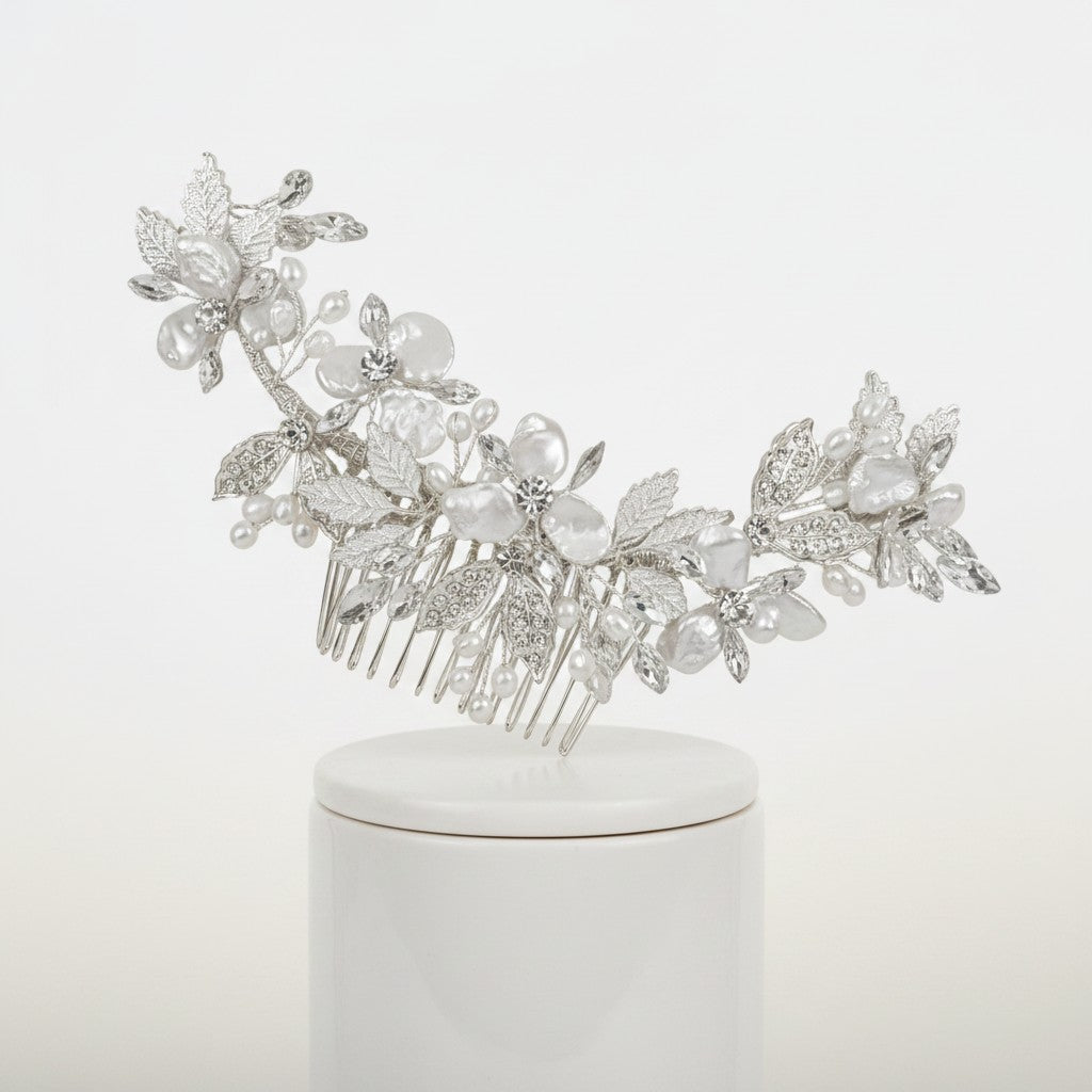 ATHENA COLLECTION - BEJEWELLED PEARL TREASURE COMB HC187 (SILVER)