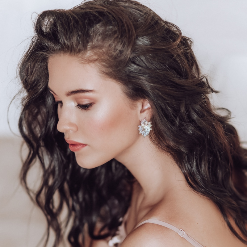 CUBIC ZIRCONIA COLLECTION - ETERNALLY PEARL EARRINGS - CZER477