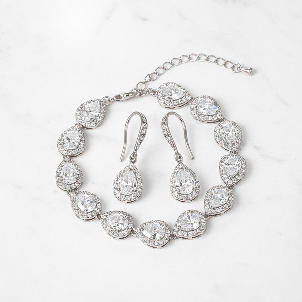 CUBIC ZIRCONIA COLLECTION - CRYSTAL TEARDROP BRACELET SET -BRA36 SILVER