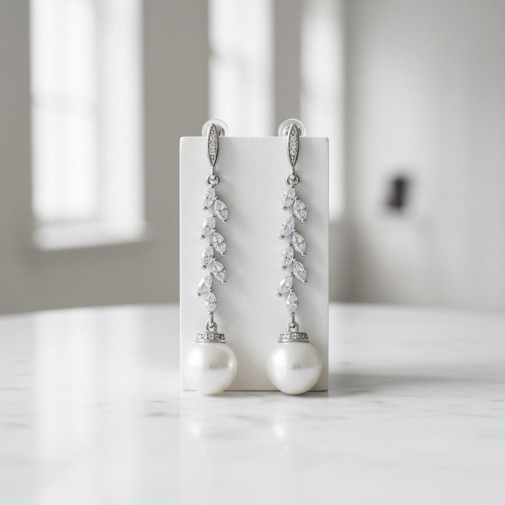 CUBIC ZIRCONIA COLLECTION - PEARL DROP EARRINGS - CZER474