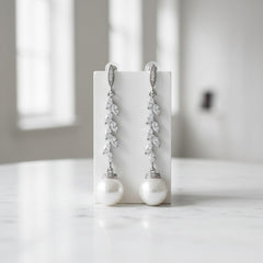 CUBIC ZIRCONIA COLLECTION - PEARL DROP EARRINGS - CZER474