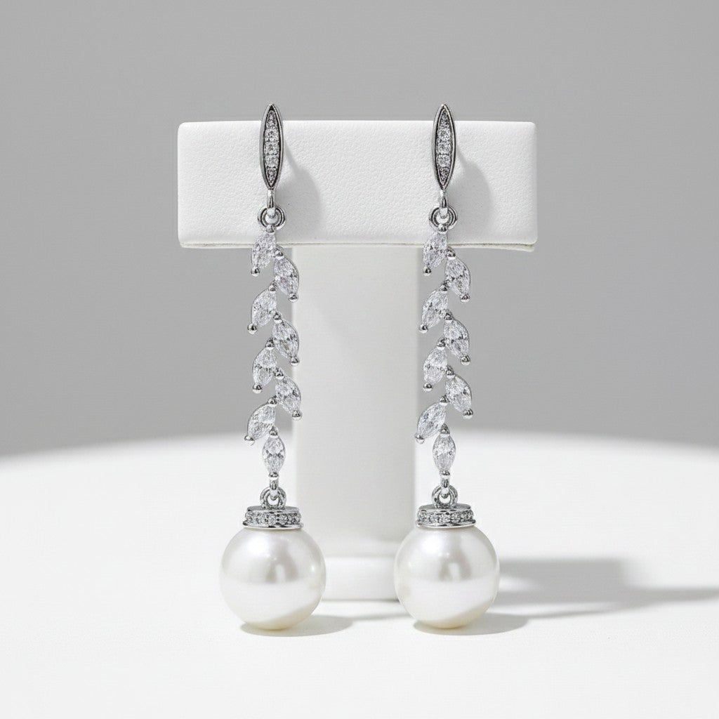 CUBIC ZIRCONIA COLLECTION - PEARL DROP EARRINGS - CZER474