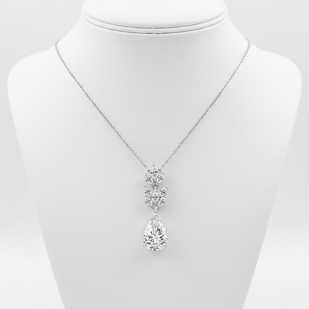 CUBIC ZIRCONIA COLLECTION  - STARLET CHIC NECKLACE - SILVER - CZNK86