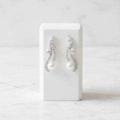 CUBIC ZIRCONIA COLLECTION - SPARKLE ELEGANCE EARRINGS - CZER854 SILVER