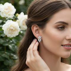 CUBIC ZIRCONIA COLLECTION - DAINTY SPARKLE EARRINGS - CZER861 SILVER