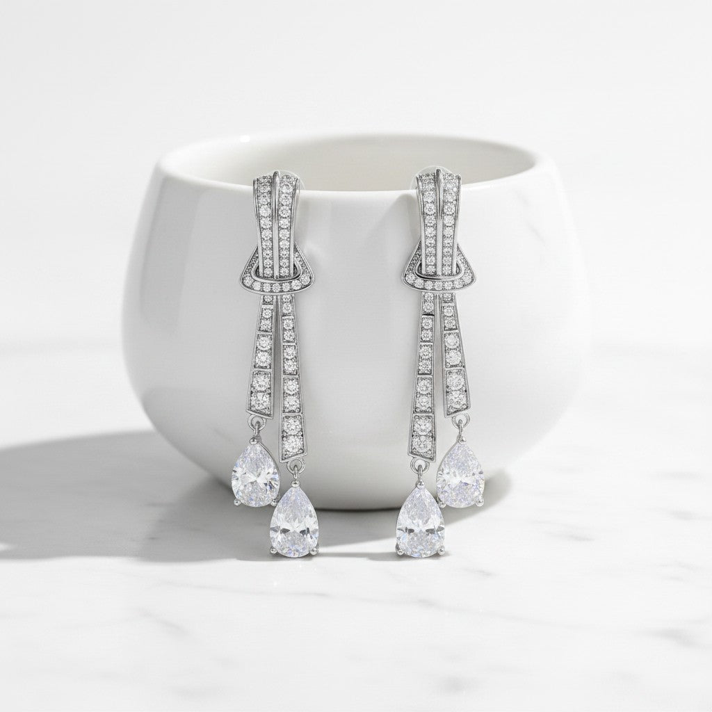 CUBIC ZIRCONIA COLLECTION - CHIC CRYSTAL DROP EARRINGS - CZER863 SILVER