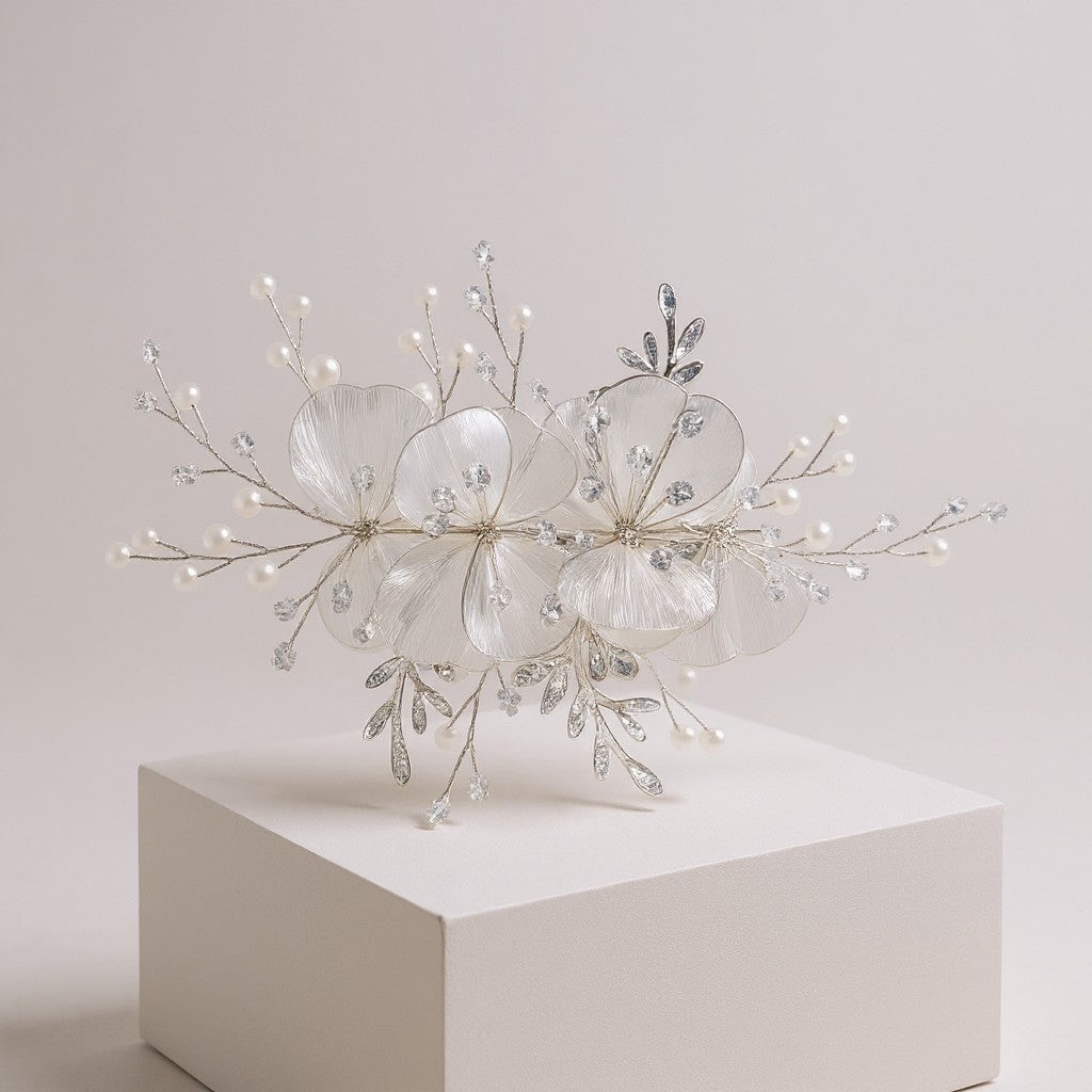 ATHENA COLLECTION - GLITZY GLAM HEADPIECE - HC303 SILVER