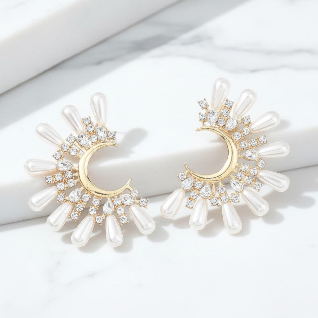 ATHENA COLLECTION - PEARL STATEMENT EARRINGS - CZER868 GOLD