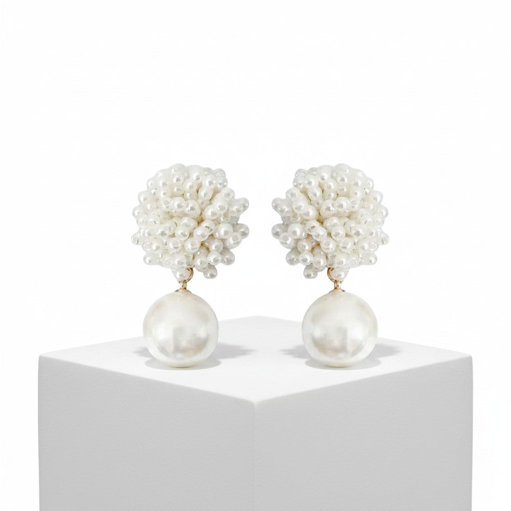 ATHENA COLLECTION - PEARL CLUSTER EARRINGS - CZER869 GOLD
