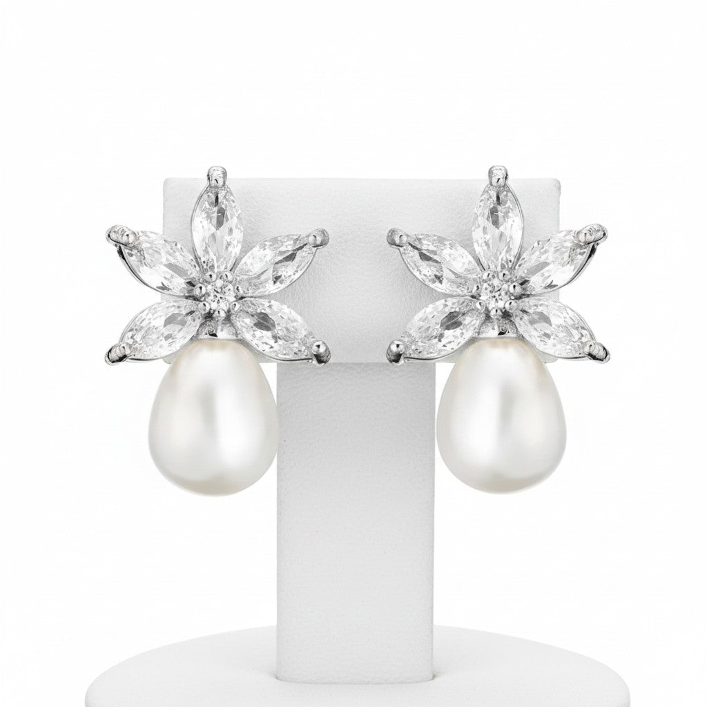 CUBIC ZIRCONIA COLLECTION - CHIC GEM EARRINGS - CZER855 SILVER