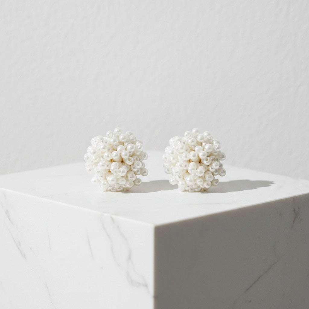 ATHENA COLLECTION - PEARL CLUSTER EARRINGS - CZER873 IVORY