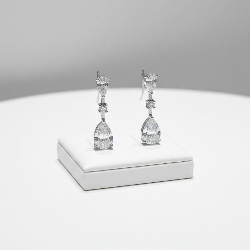 CUBIC ZIRCONOA COLLECTION - DAINTY SIMULATED DIAMOND EARRINGS - CZER874 SILVER