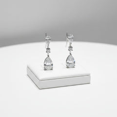 CUBIC ZIRCONOA COLLECTION - DAINTY SIMULATED DIAMOND EARRINGS - CZER874 SILVER